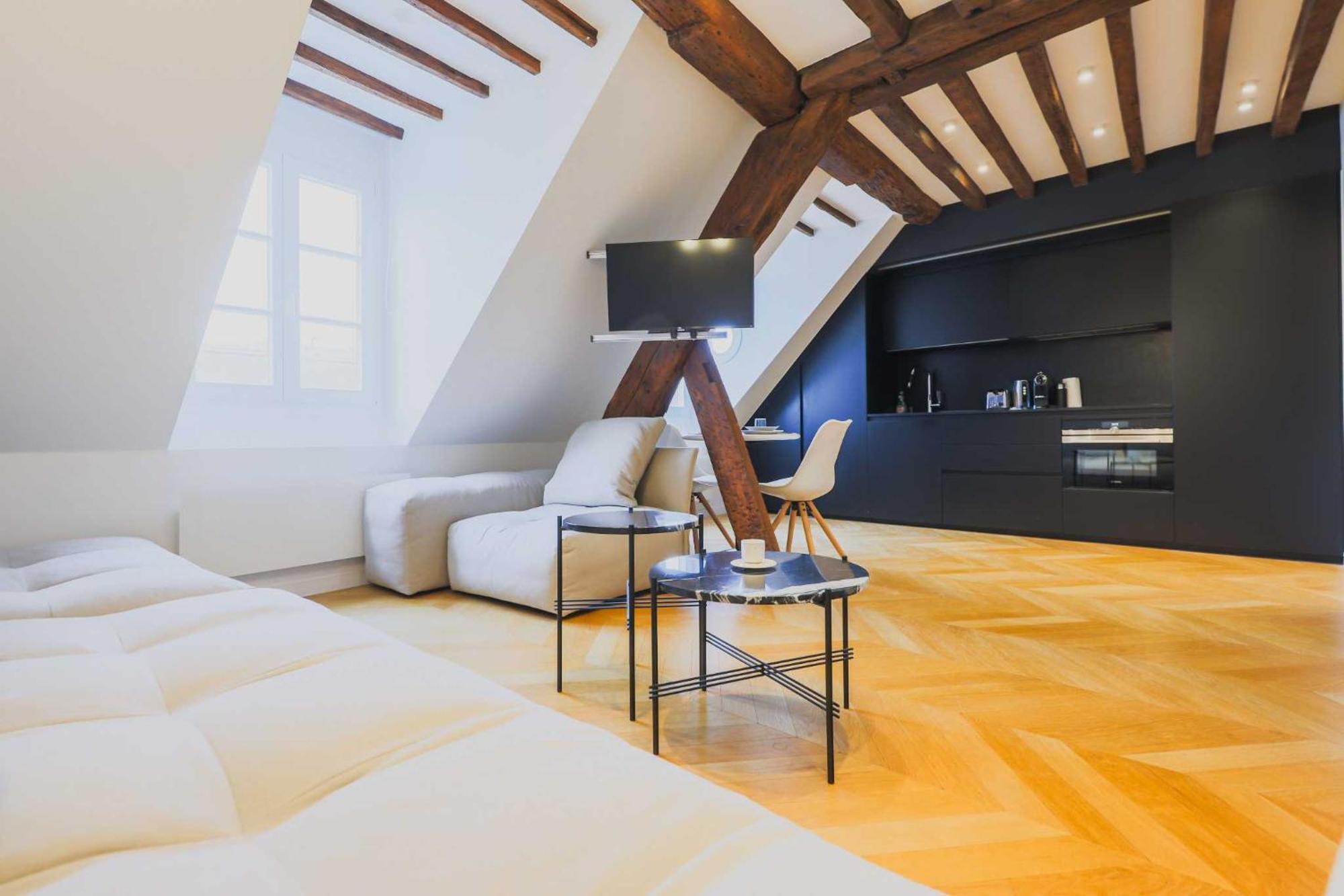 Modern Flat -1br-2p- In The Heart Of The Marais * Parigi